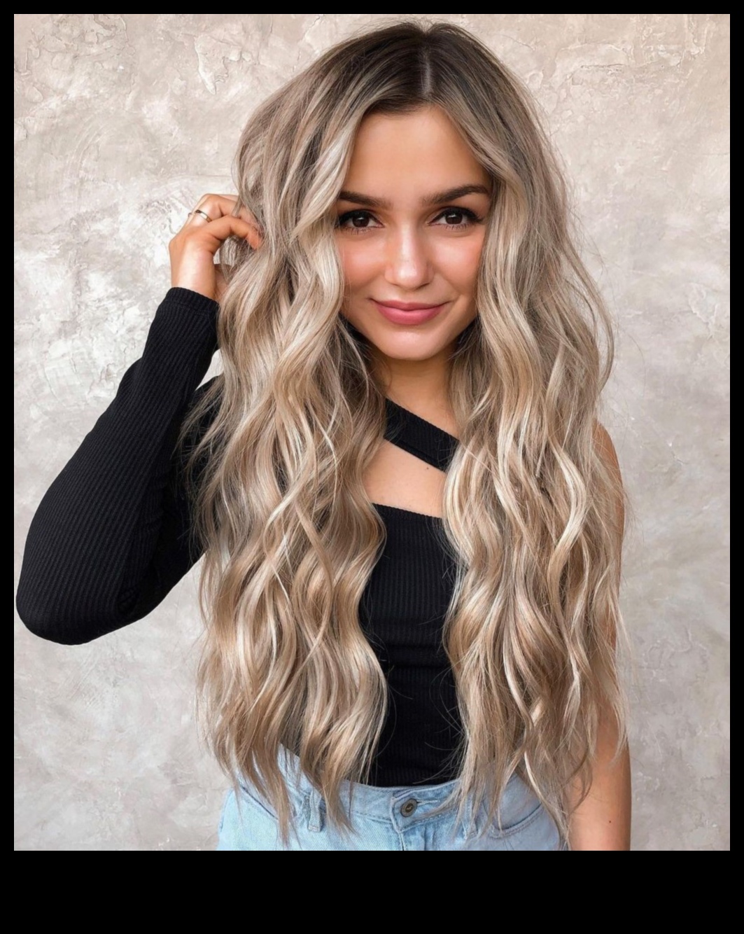 Fluid Waves: obținerea fluidității în coafurile ondulate