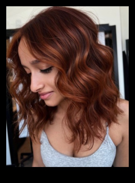 Eleganță atemporală Peste 50 de coafuri clasice de roșu și auburn pentru a întoarce capetele 3 Eleganță atemporală: coafuri clasice roșii și auburn care învârt capetele