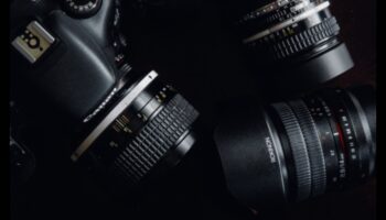 Lens Legacy: Crearea excelenței prin educație avansată în fotografie